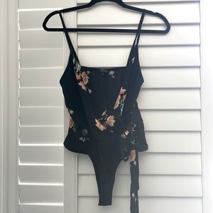 Floral bodysuit with side tie